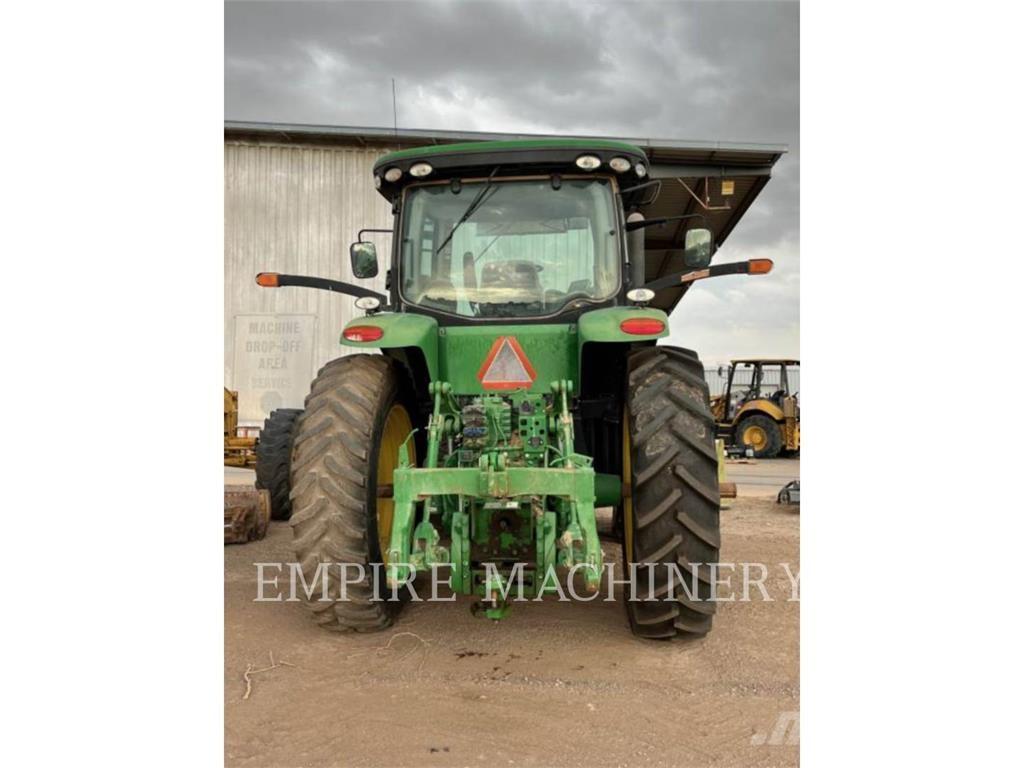 John Deere 7215R Traktorer