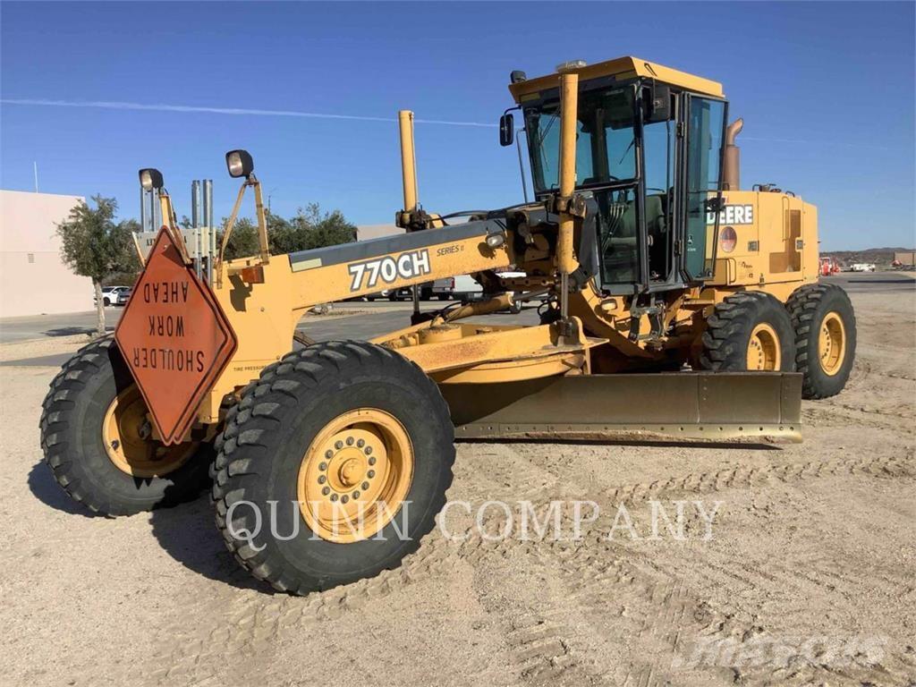 John Deere 770CH Väghyvlar