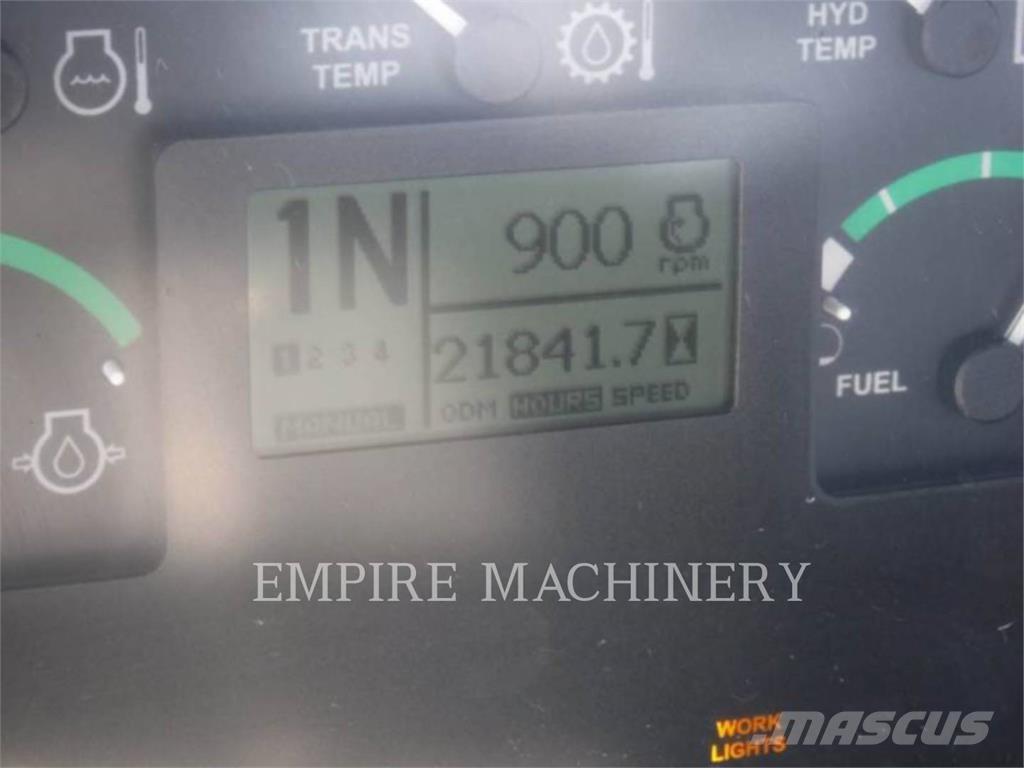 John Deere 844J Hjullastare