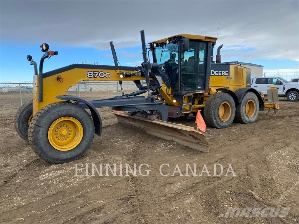 John Deere 870G Väghyvlar