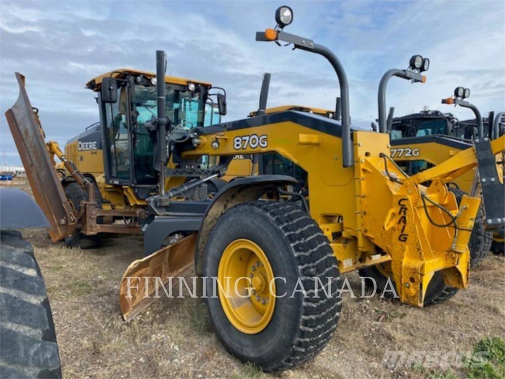 John Deere 870G Väghyvlar