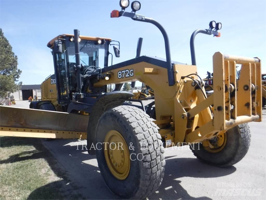 John Deere 872G Väghyvlar