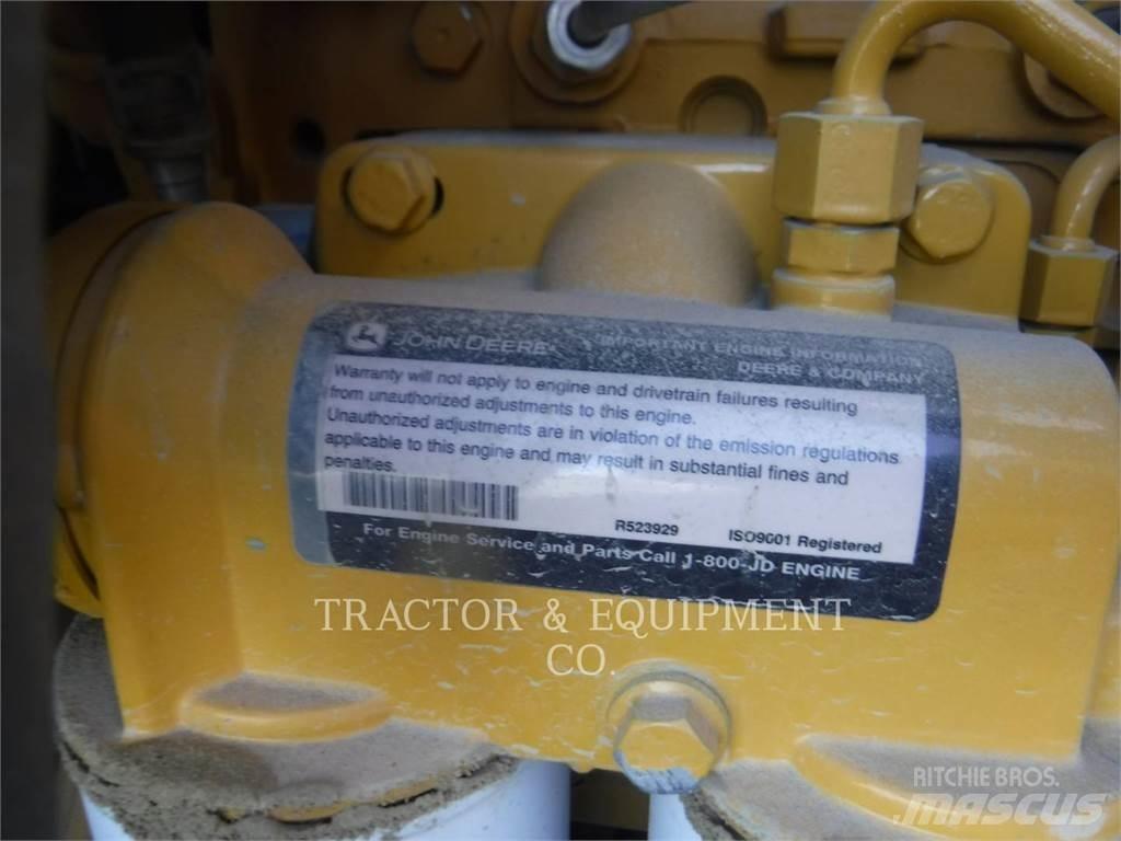 John Deere 872G Väghyvlar
