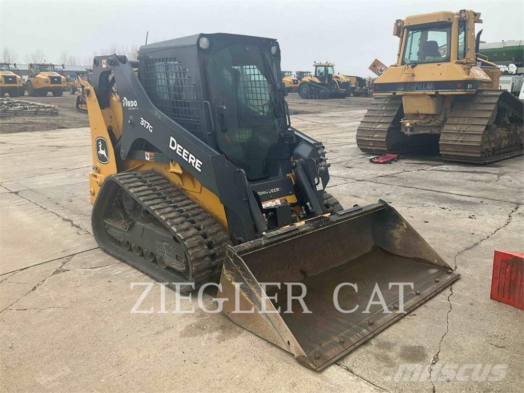 John Deere & CO. 317G Bandlastare