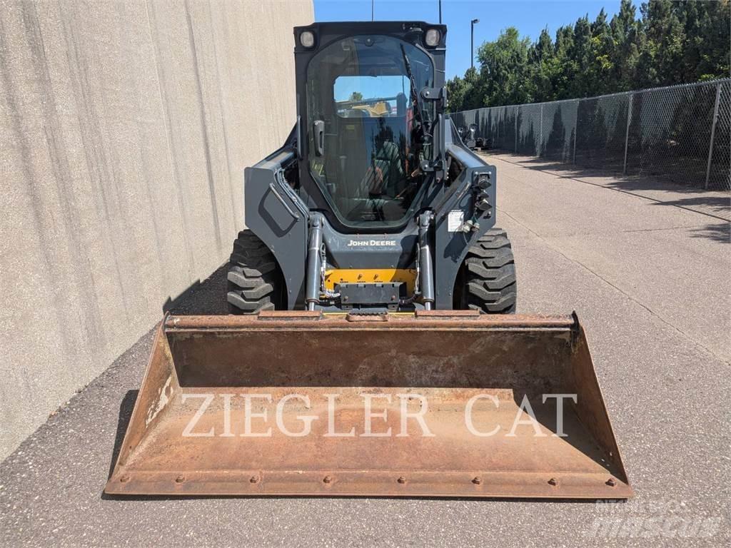 John Deere & CO. 320G Kompaktlastare
