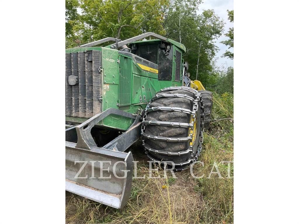 John Deere & CO. 748L Skogstraktorer
