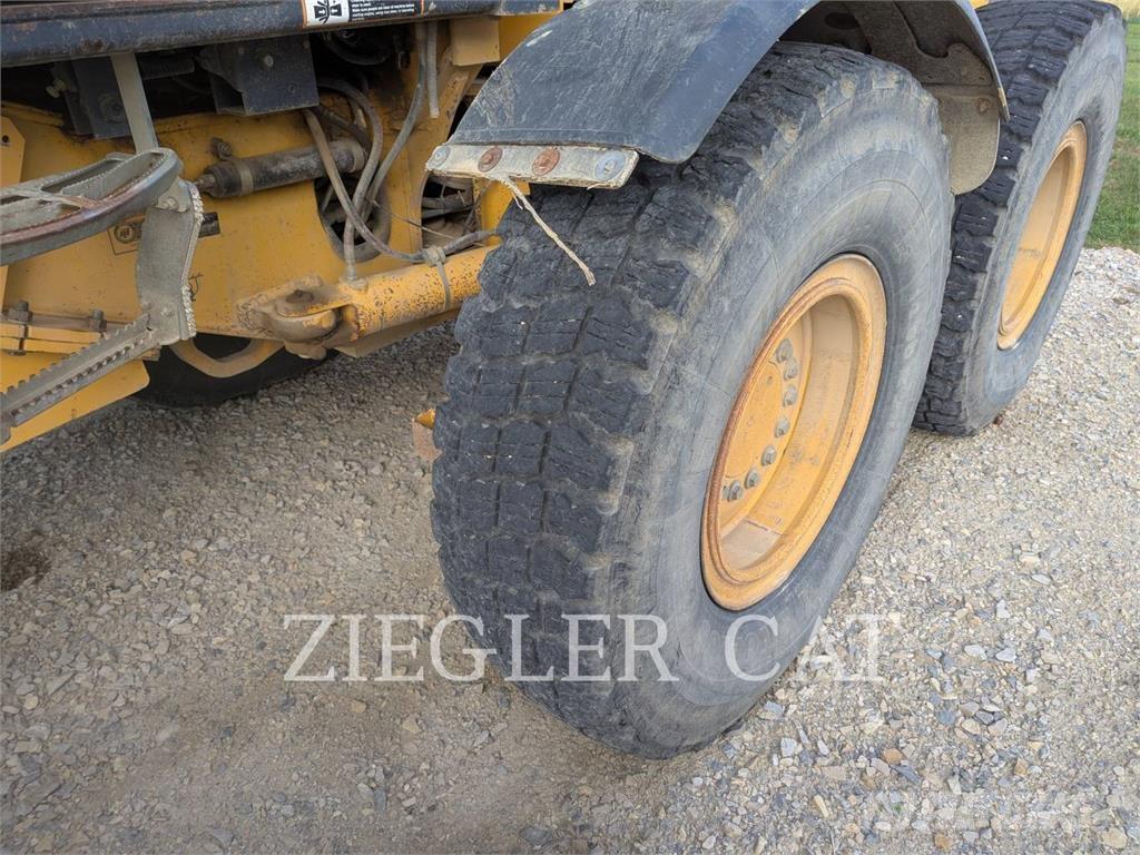 John Deere & CO. 772CH Väghyvlar