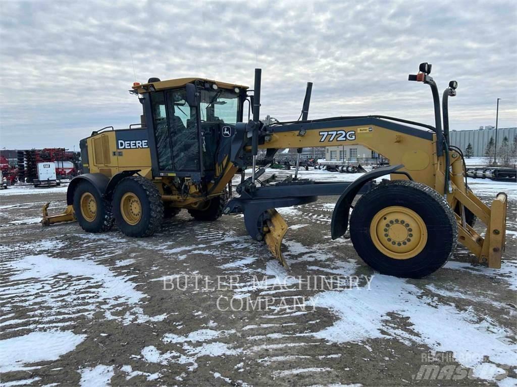 John Deere & CO. 772G Väghyvlar