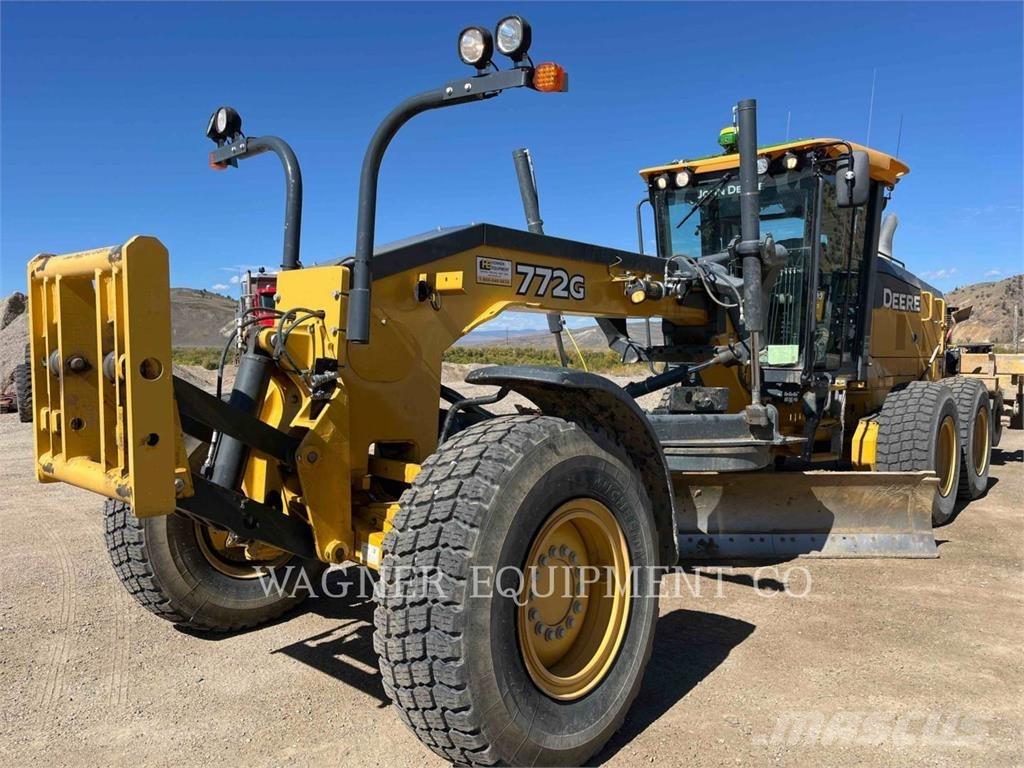 John Deere & CO. 772G AWD Väghyvlar