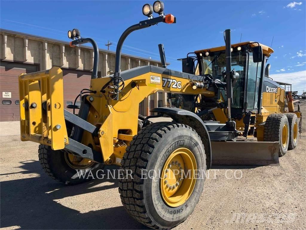 John Deere & CO. 772G AWD Väghyvlar