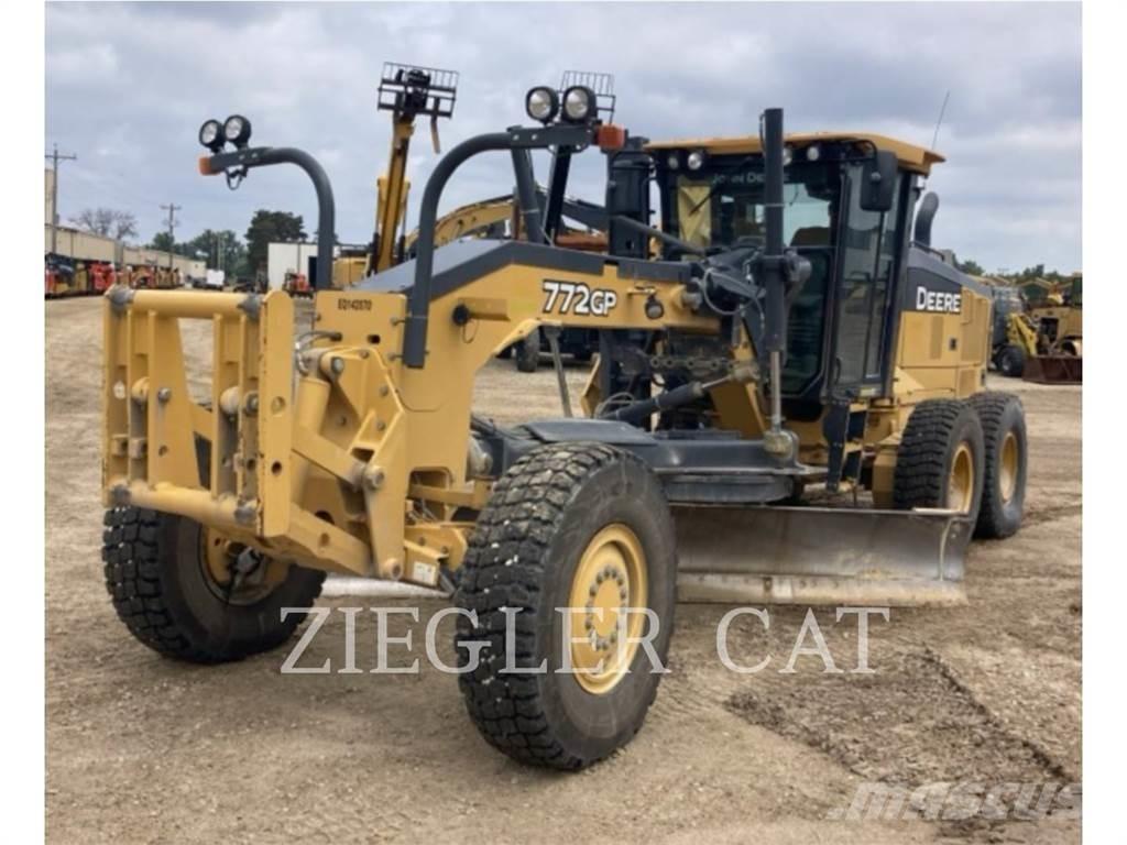 John Deere & CO. 772GP Väghyvlar
