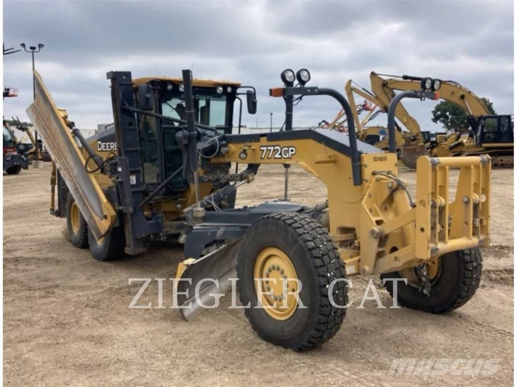 John Deere & CO. 772GP Väghyvlar