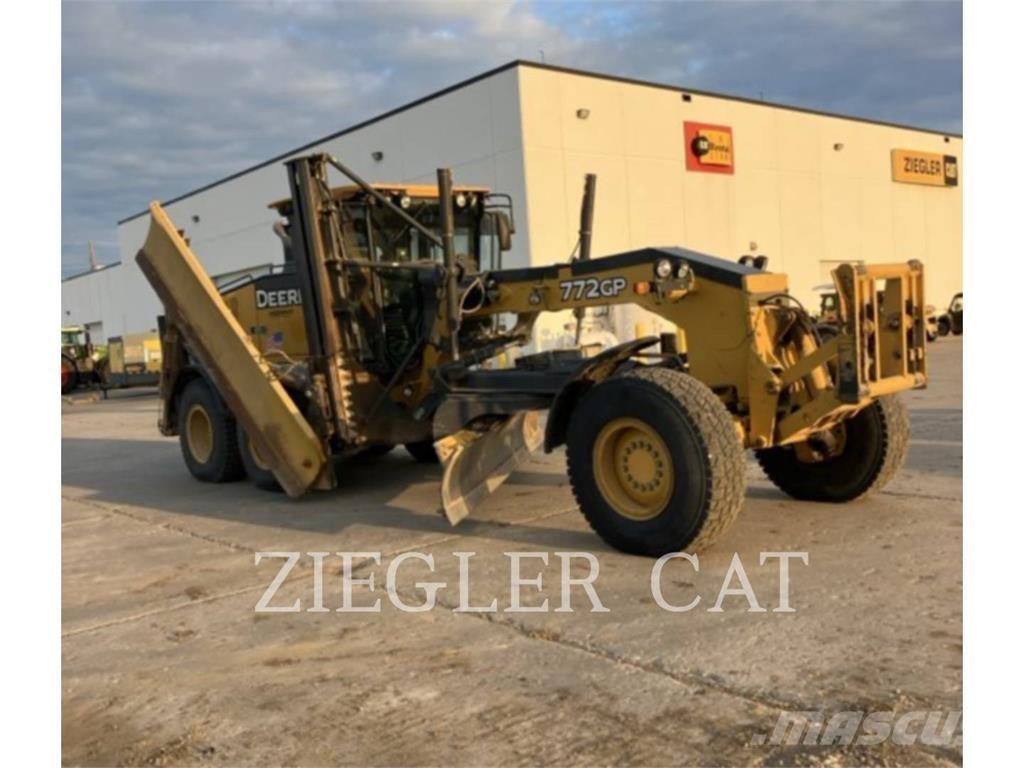 John Deere & CO. 772GP Väghyvlar