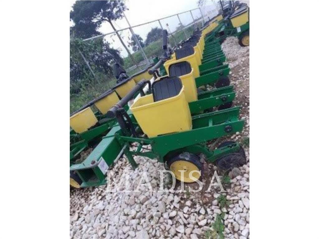 John Deere EMERGE Skördare