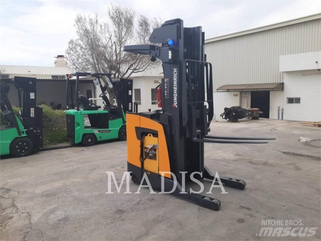 Jungheinrich ETR230D Elmotviktstruckar