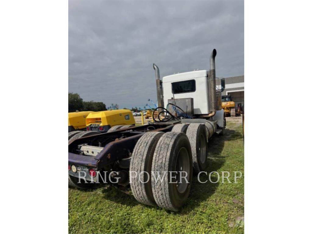 Kenworth W900S Övriga bilar