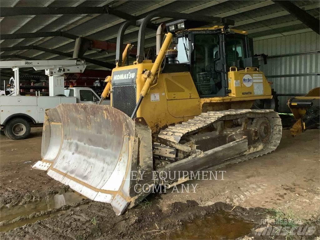 Komatsu D65EX17 Bandschaktare