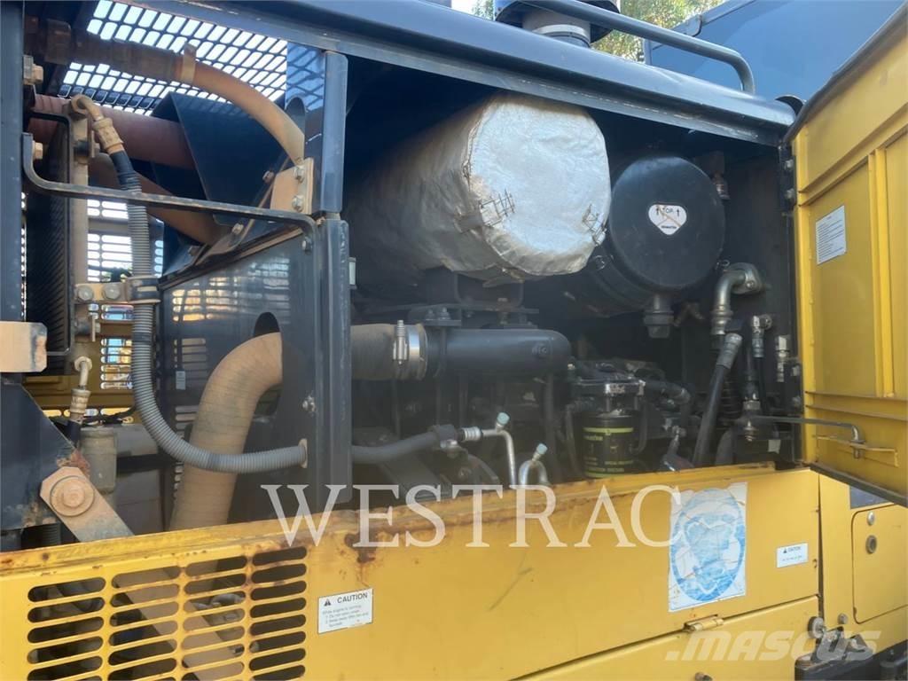 Komatsu GD555-5 Väghyvlar