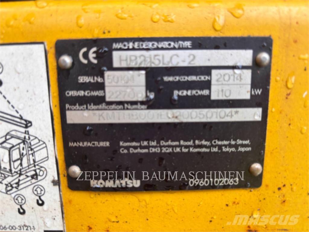 Komatsu HB215LC-2 Bandgrävare