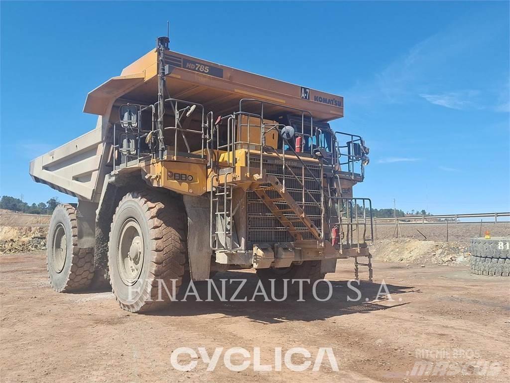 Komatsu HD785-8 Midjestyrd dumper