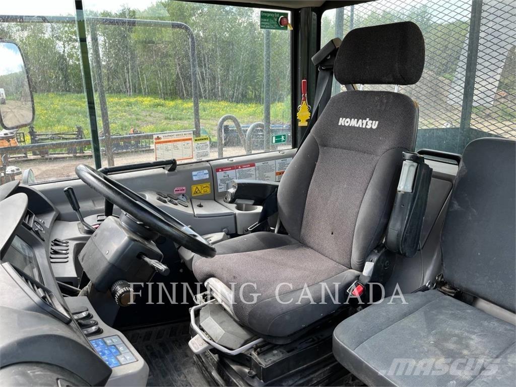 Komatsu HM300-3 Midjestyrd dumper