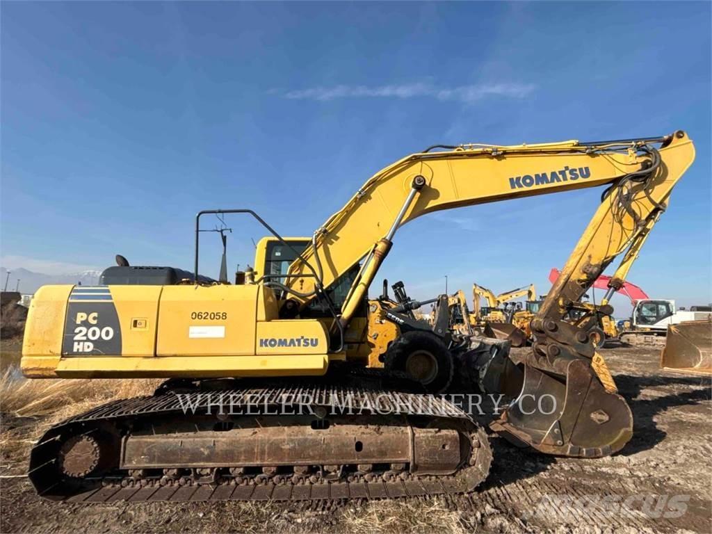 Komatsu PC200-8 Bandgrävare