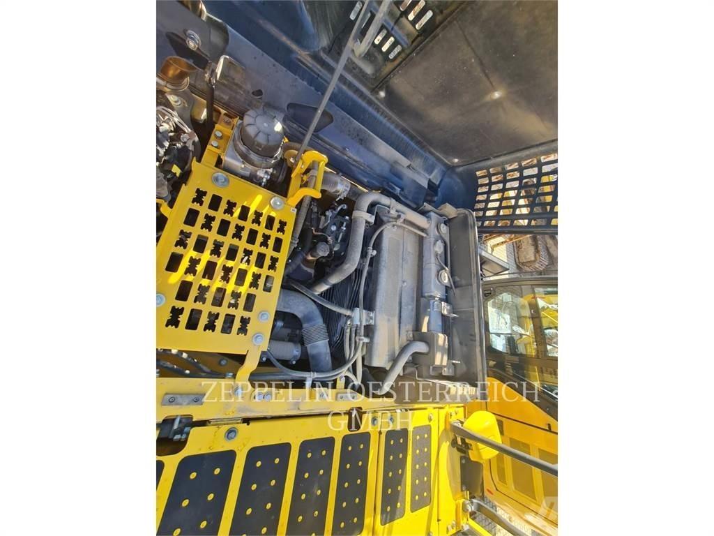 Komatsu PC210LC-11EQ Bandgrävare