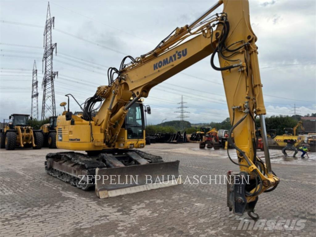 Komatsu PC228 Bandgrävare