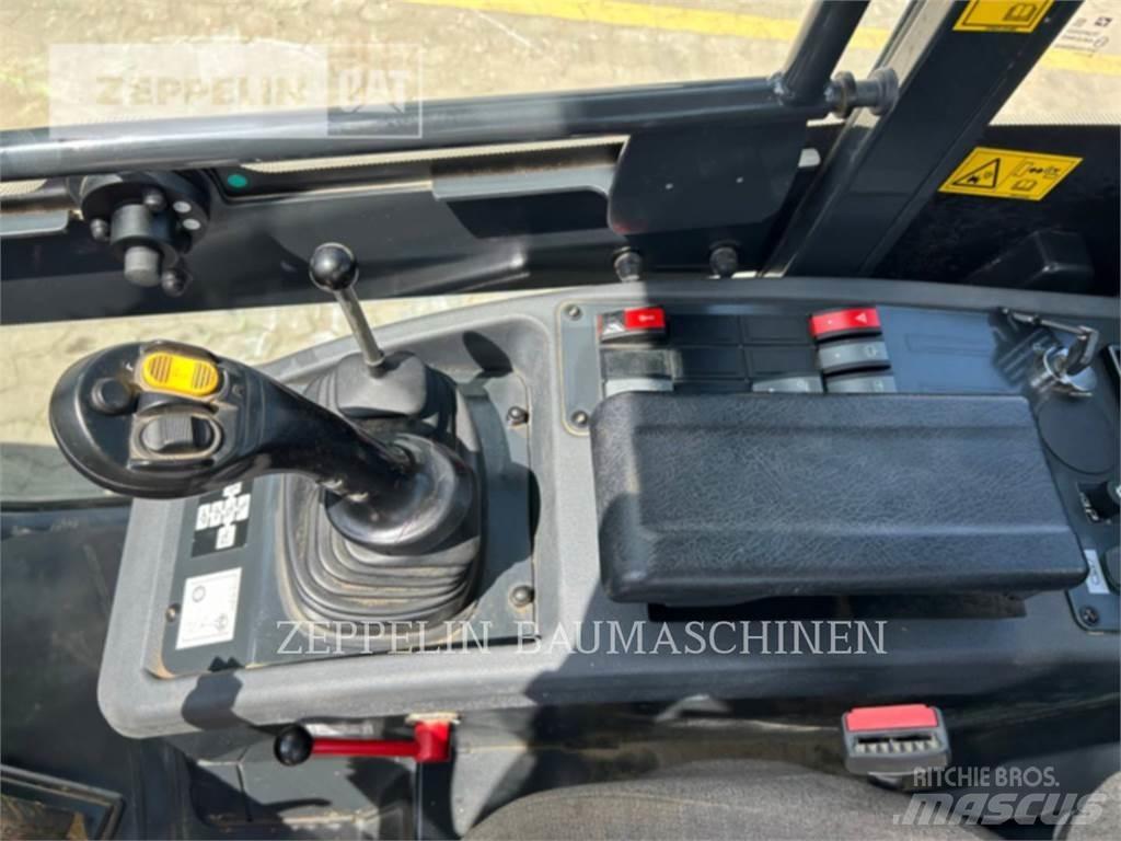 Komatsu WA80M-8EO Hjullastare