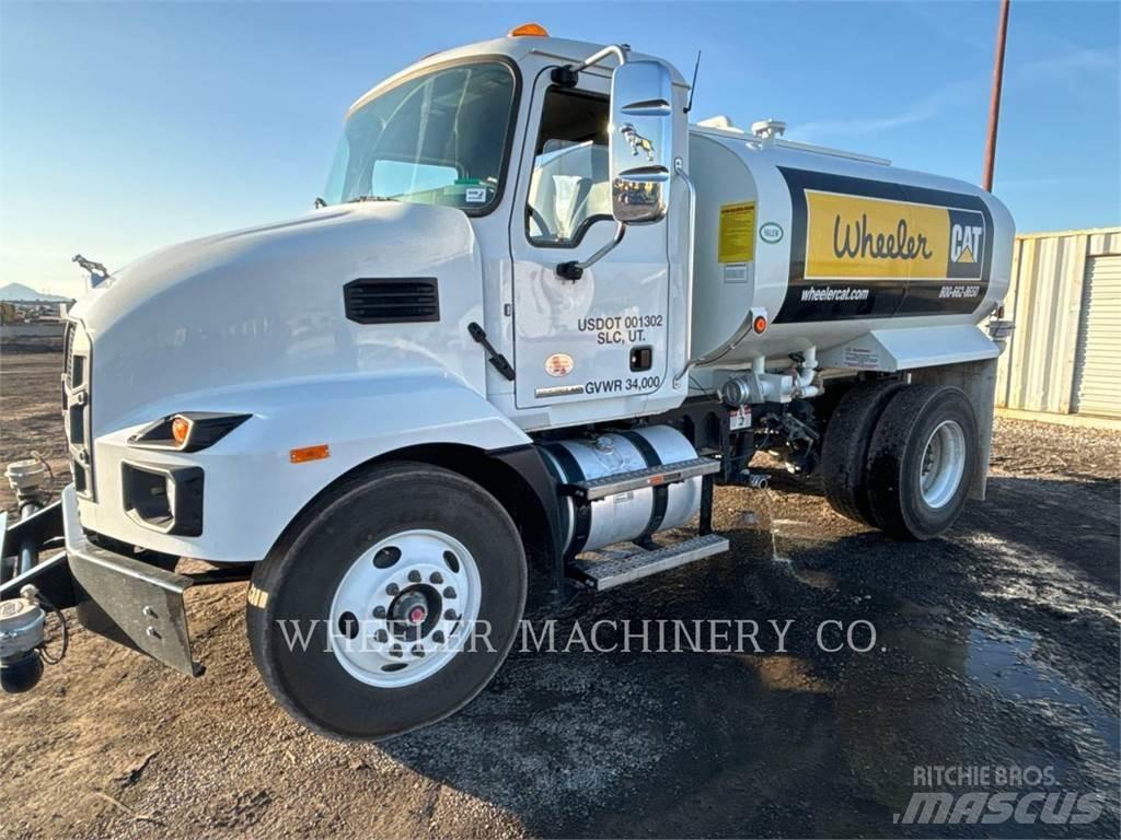 Mack WT2000 A Tankbilar