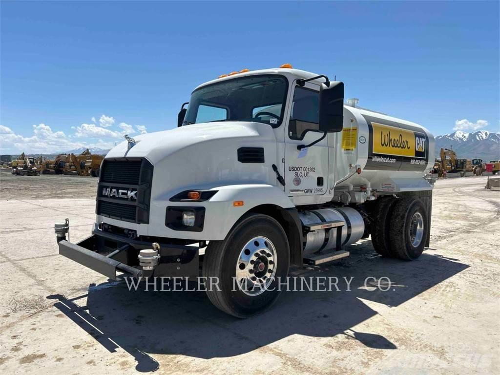 Mack WT2000 A Tankbilar