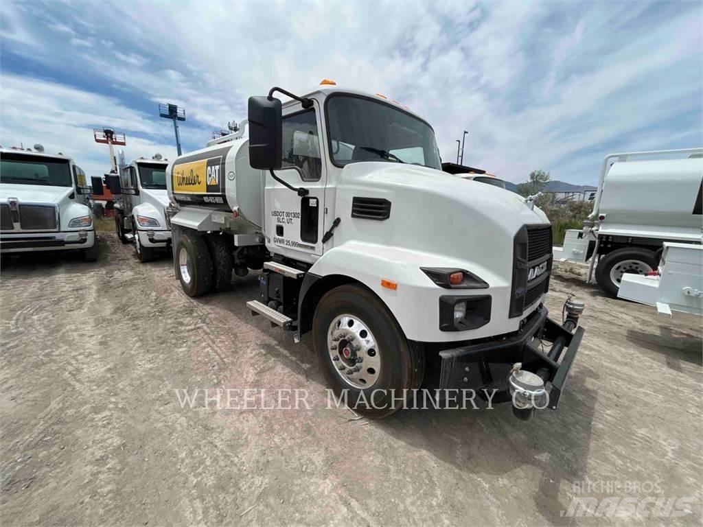 Mack WT2000 A Tankbilar