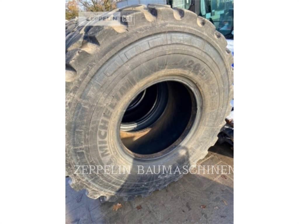 Michelin 4X 20.5R25XHA Däck, hjul och fälgar