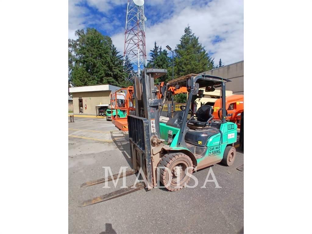 Mitsubishi FG30N-LP Övriga motviktstruckar