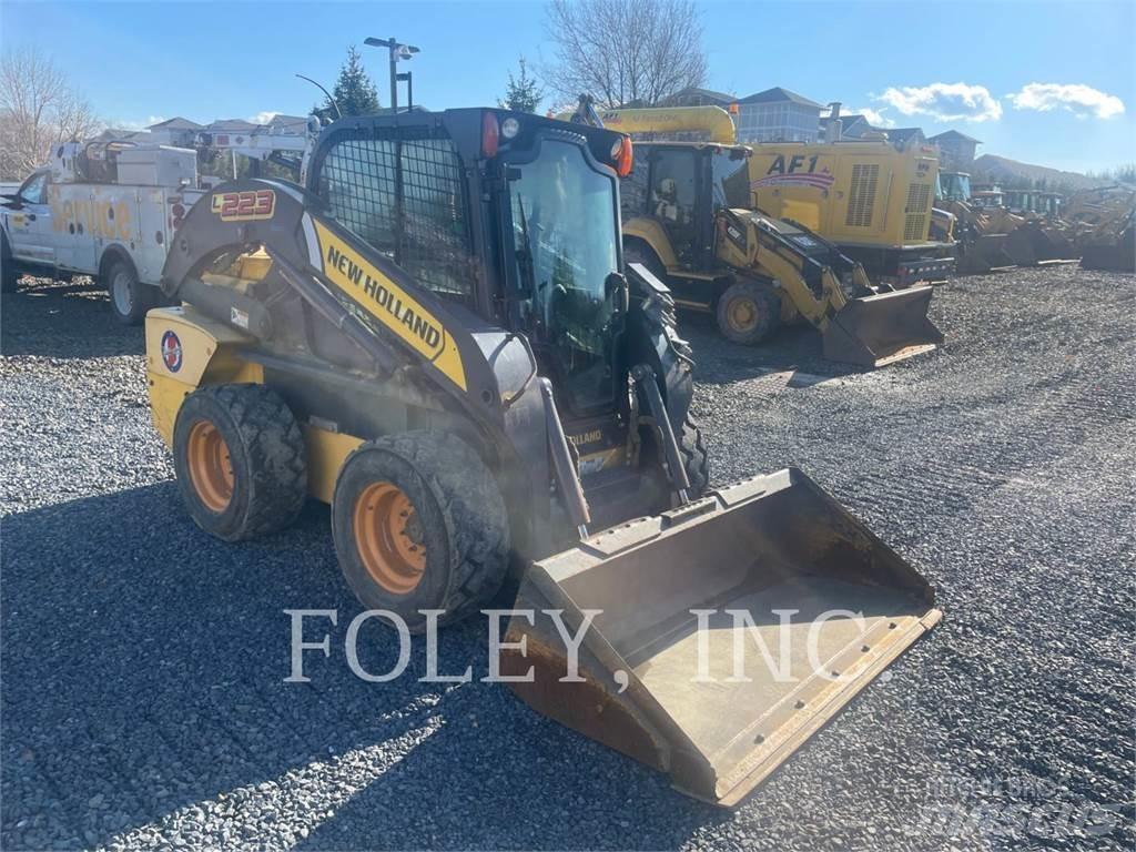 New Holland L223 Kompaktlastare