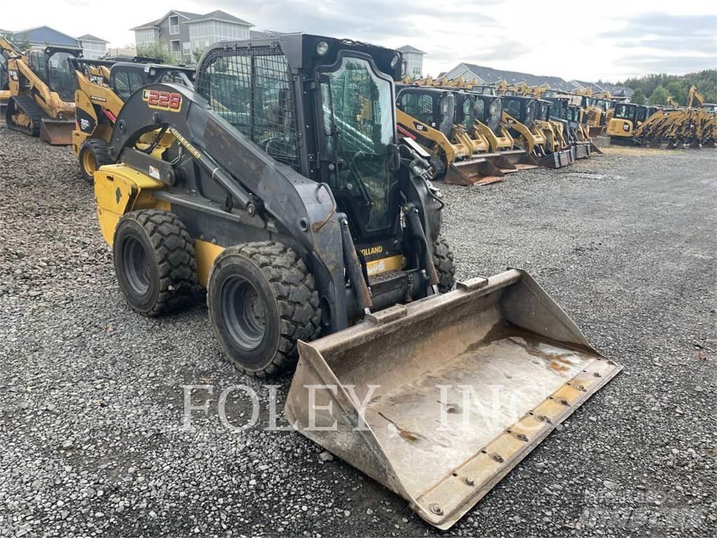 New Holland L228 Kompaktlastare