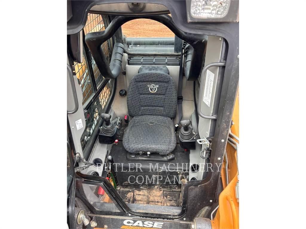 New Holland TV370B Bandlastare