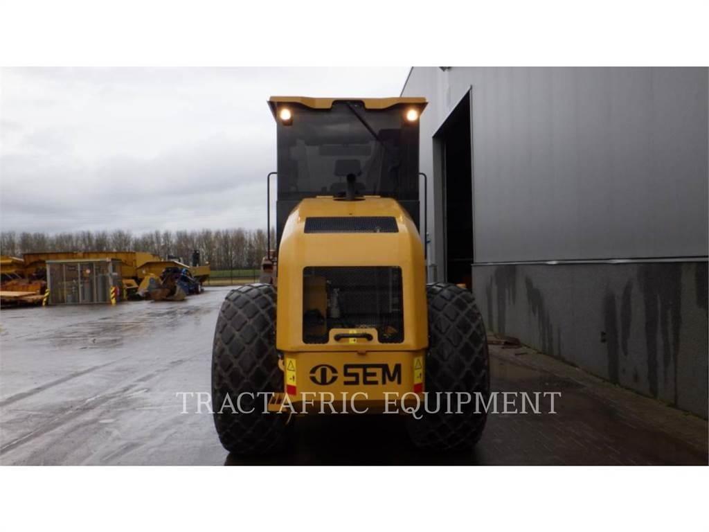 SEM MACHINERY SEM512 Jordkompaktorer