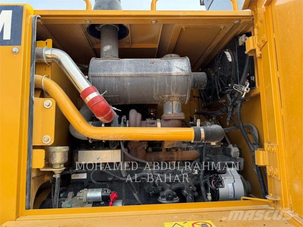 SEM MACHINERY SEM921 Väghyvlar