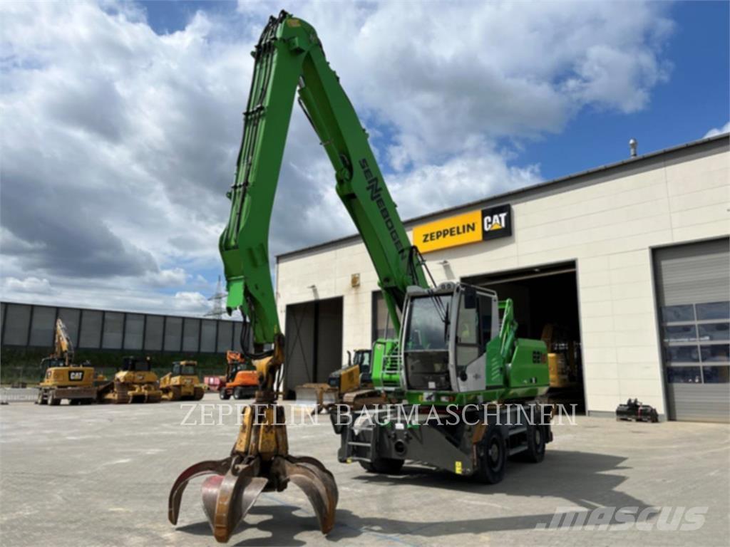 Sennebogen 821E Rivningsgrävare