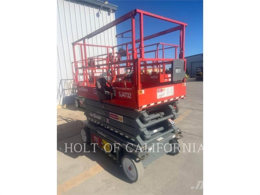 Skyjack SCISSOR32E Saxliftar
