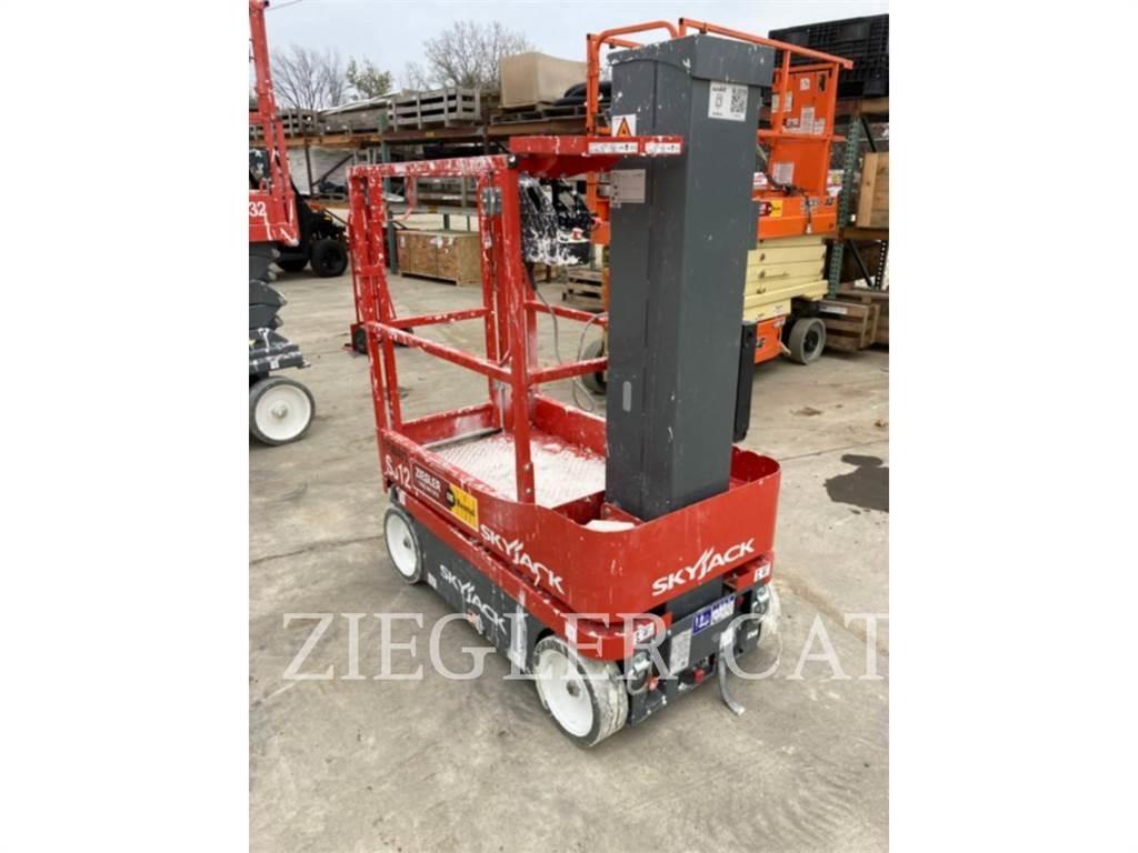 Skyjack SJ12 Saxliftar