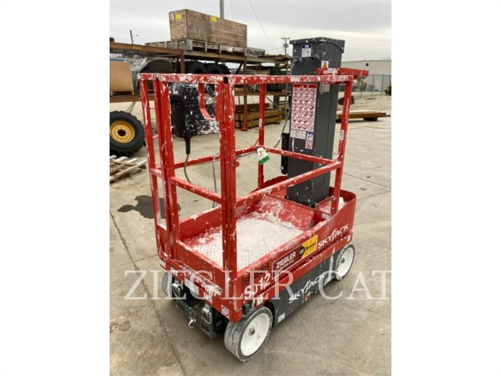 Skyjack SJ12 Saxliftar