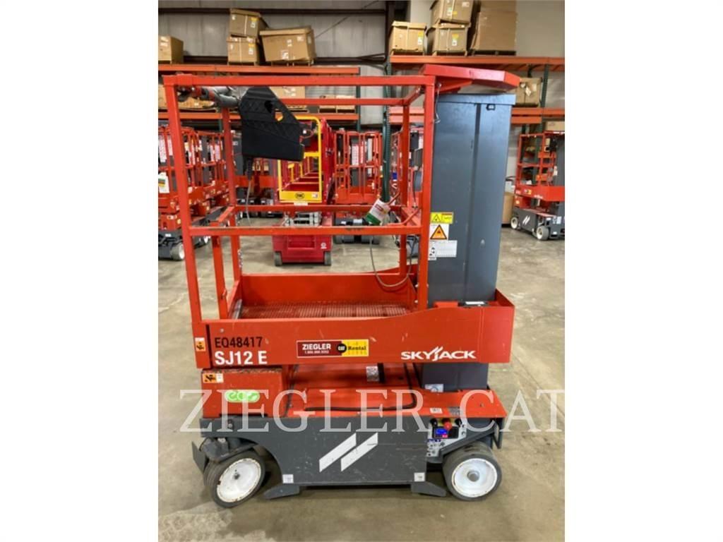Skyjack SJ12 Saxliftar