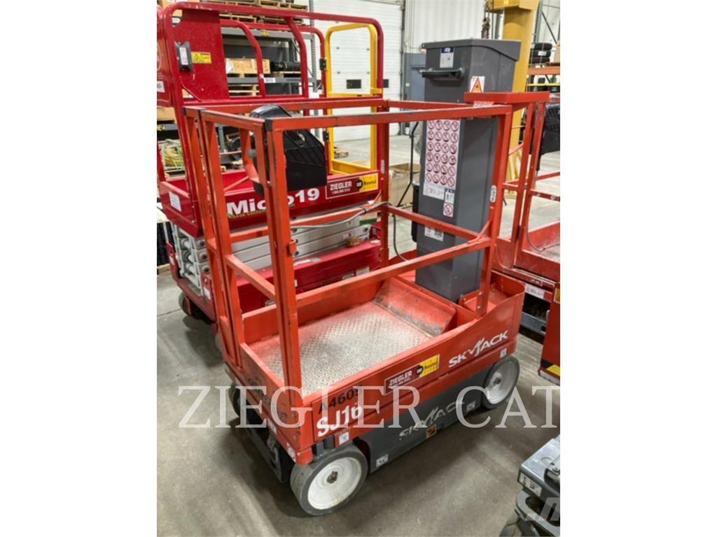 Skyjack SJ16 Saxliftar