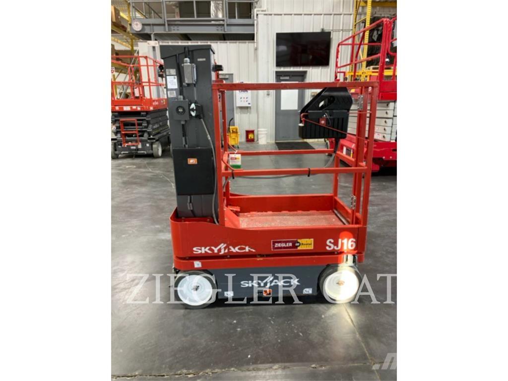 Skyjack SJ16 Saxliftar
