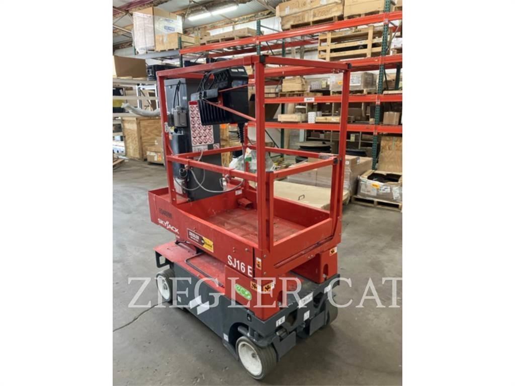 Skyjack SJ16E Saxliftar