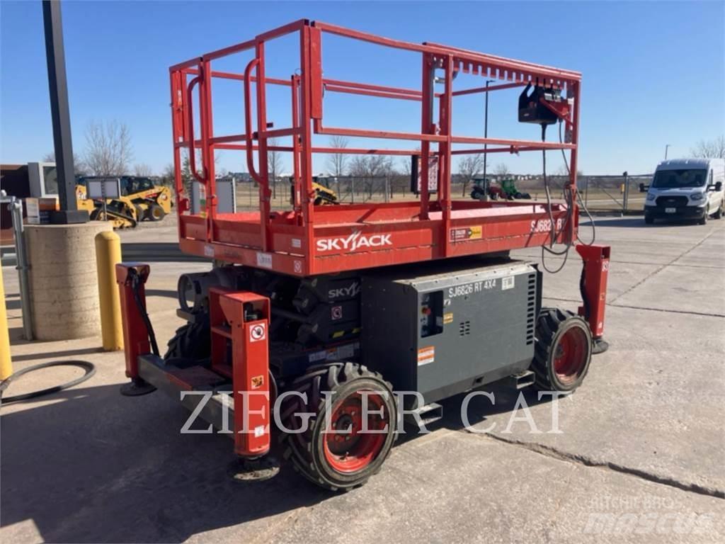 Skyjack SJ6826RT Saxliftar