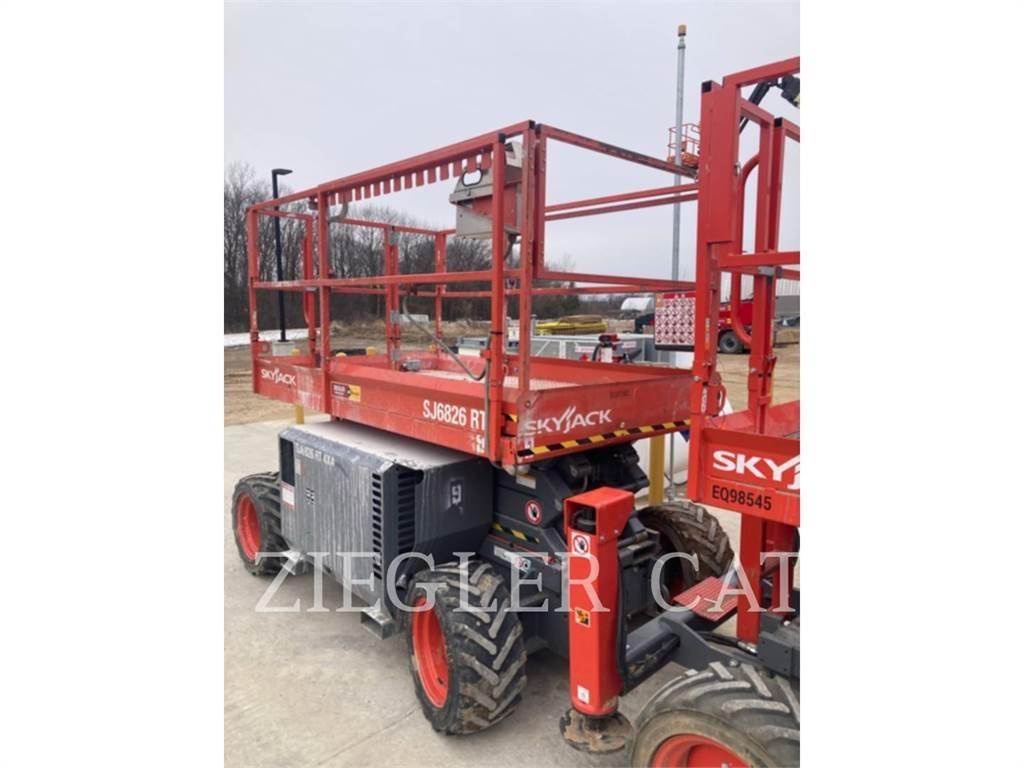 Skyjack SJ6826RT Saxliftar