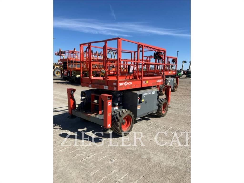 Skyjack SJ6826RT Saxliftar